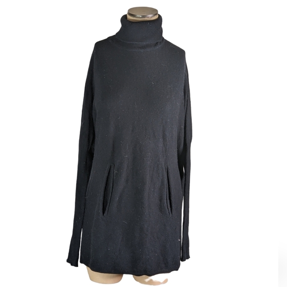 Garnet Hill Black Very Oversized Merino Wool & Cashmere Sweater, XS , EUC - Picture 1 of 4